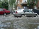 Наводнение по улиците на Пловдив